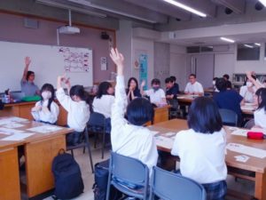 京都市立西京高等学校附属中学校×カードゲーム「脱炭素まちづくりカレッジ」